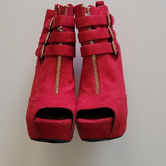 NWOT- ZIGI SOHO SINCERE PLATFORM STILETTO - Picture 6 of 12